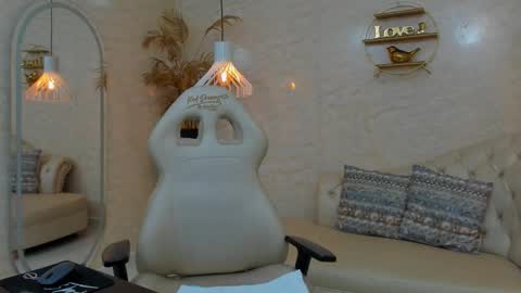 Mai Bigboobs online show from December 14, 2025, 11:37 am