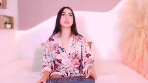 MAIA  LIA  online show from March 10, 2026, 12:15 am