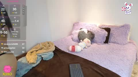 Snapshot of maiaa_evans chatting on December 2, 2025, 6:41 am t online show from December 2, 2025, 6:41 am