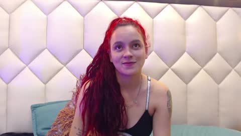 Snapshot of maiapark chatting on February 9, 2025, 8:45 pm Maia online show from February 9, 2025, 8:45 pm