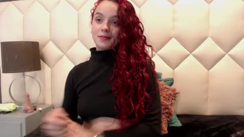 Snapshot of maiapark chatting on February 13, 2025, 9:38 pm Maia online show from February 13, 2025, 9:38 pm