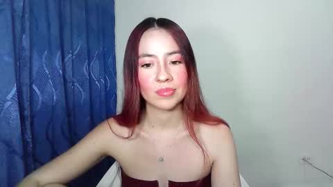 MaiaRosse  online show from December 14, 2025, 10:25 pm