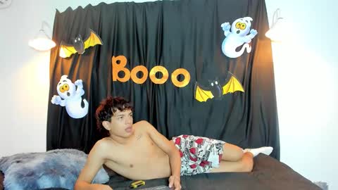 maicol_cum23 online show from October 25, 2025, 6:35 pm
