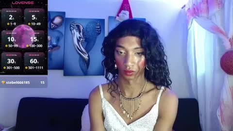 Bella Maidi online show from December 31, 2024, 1:52 pm