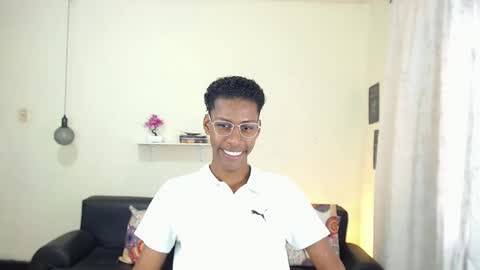 Snapshot of maiki18 chatting on February 3, 2025, 1:51 pm I am Maik online show from February 3, 2025, 1:51 pm