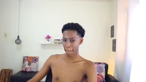 Snapshot of maiki18 chatting on March 10, 2025, 4:46 pm I am Maik online show from March 10, 2025, 4:46 pm