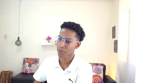 Snapshot of maiki18 chatting on March 10, 2025, 7:50 pm I am Maik online show from March 10, 2025, 7:50 pm