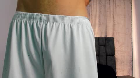 Snapshot of maikol_ortizz chatting on December 22, 2025, 1:30 pm Maikol online show from December 22, 2025, 1:30 pm