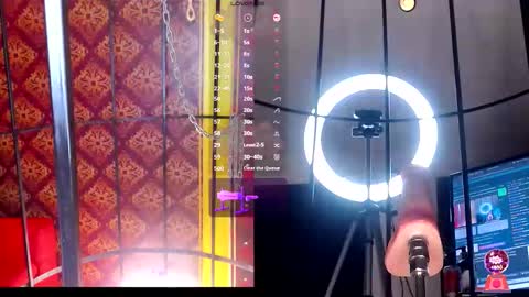 Mailen online show from January 8, 2026, 10:34 pm