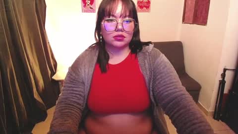 Snapshot of maily_888 chatting on February 13, 2025, 2:01 am maily online show from February 13, 2025, 2:01 am