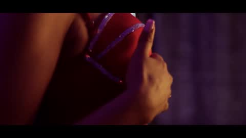 Carolina Barrantes Munera online show from March 11, 2025, 5:57 pm