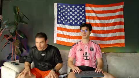 Snapshot of maisonbastian chatting on July 4, 2026, 5:08 pm Bastian Arslan online show from July 4, 2026, 5:08 pm