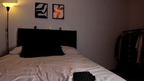 Snapshot of maite_evanss_ chatting on March 10, 2026, 12:10 pm maite_evanss_ online show from March 10, 2026, 12:10 pm