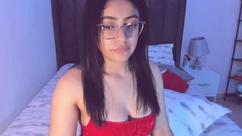 Snapshot of maite_kanes chatting on February 8, 2025, 6:33 am Maite online show from February 8, 2025, 6:33 am