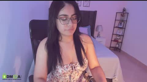 Snapshot of maite_kanes chatting on October 7, 2025, 4:53 am Maite online show from October 7, 2025, 4:53 am