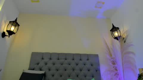 maite_smith69 online show from May 10, 2026, 11:59 am