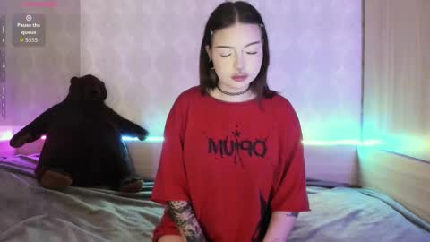 majestic_eva online show from March 25, 2026, 3:40 pm