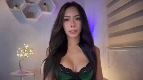 Snapshot of majesticfrancine chatting on February 14, 2026, 2:36 pm Lovely online show from February 14, 2026, 2:36 pm