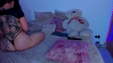 Snapshot of majo_gallego chatting on February 16, 2026, 11:56 pm majito online show from February 16, 2026, 11:56 pm