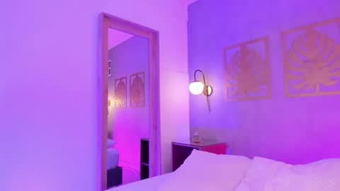 MAJO ROSE  online show from December 3, 2025, 7:12 pm