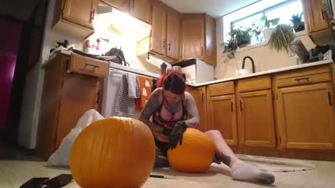 Snapshot of makaylamoonn chatting on October 2, 2025, 5:20 pm makaylamoonn online show from October 2, 2025, 5:20 pm