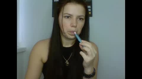 Snapshot of make_mesmile chatting on December 17, 2025, 7:36 am make_mesmile online show from December 17, 2025, 7:36 am