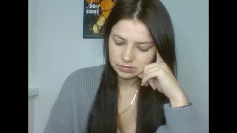 Snapshot of make_mesmile chatting on December 22, 2025, 5:54 pm make_mesmile online show from December 22, 2025, 5:54 pm