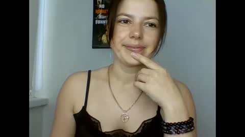 make_mesmile online show from May 28, 2026, 6:32 am