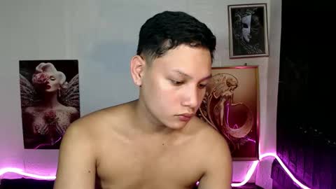 makehugecock online show from September 22, 2025, 6:37 am