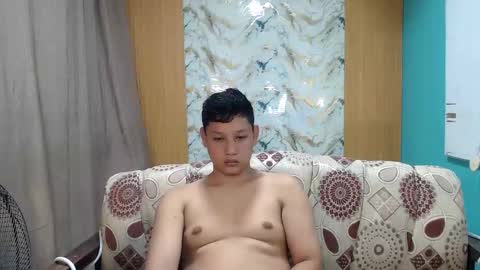 makehugecock online show from December 18, 2025, 9:15 am