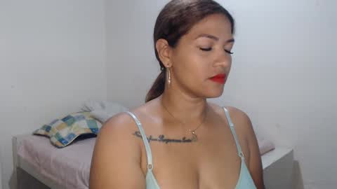 Snapshot of makennaa_1 chatting on December 22, 2024, 9:55 am MAKENNAA online show from December 22, 2024, 9:55 am