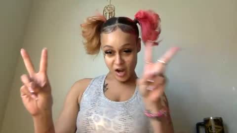 Snapshot of makeouthilldani chatting on June 29, 2026, 8:53 pm hokulani online show from June 29, 2026, 8:53 pm
