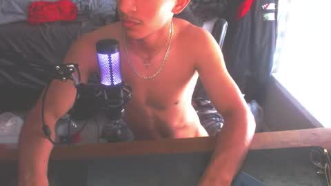 makhulu0 online show from June 3, 2026, 2:33 pm
