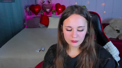 Makima online show from January 28, 2025, 7:42 pm