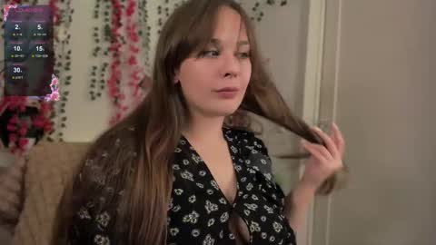 Makima online show from October 16, 2025, 8:32 pm