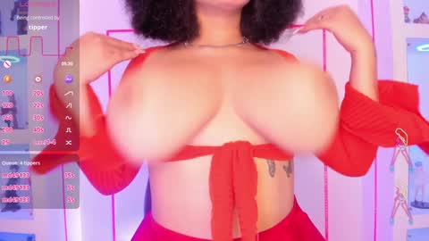 Snapshot of malaikabrown chatting on December 15, 2024, 2:59 pm online show from December 15, 2024, 2:59 pm