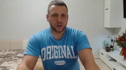 Snapshot of malchyshka chatting on January 13, 2025, 3:15 pm malchyshka online show from January 13, 2025, 3:15 pm