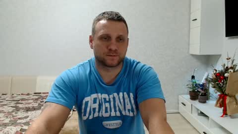 Snapshot of malchyshka chatting on January 30, 2025, 6:00 pm malchyshka online show from January 30, 2025, 6:00 pm
