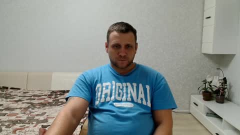 Snapshot of malchyshka chatting on February 6, 2025, 12:37 pm malchyshka online show from February 6, 2025, 12:37 pm