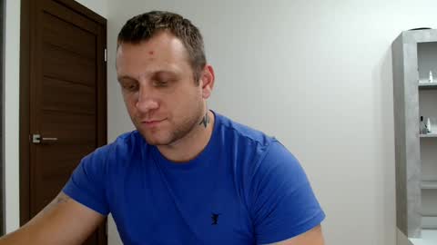 Snapshot of malchyshka chatting on October 17, 2025, 10:18 am malchyshka online show from October 17, 2025, 10:18 am