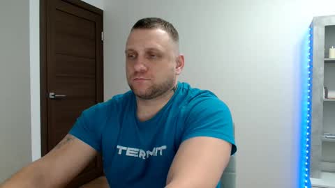 Snapshot of malchyshka chatting on February 15, 2026, 12:47 pm malchyshka online show from February 15, 2026, 12:47 pm