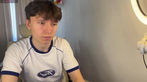 Snapshot of malcolm_yang chatting on October 13, 2025, 12:05 pm Tom and Mark 3 online show from October 13, 2025, 12:05 pm