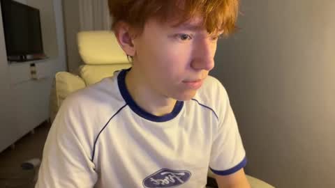 Snapshot of malcolm_yang chatting on November 18, 2025, 10:31 am Tom and Mark 3 online show from November 18, 2025, 10:31 am