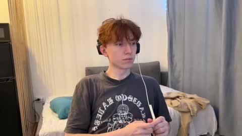 Snapshot of malcolm_yang chatting on January 14, 2026, 5:57 am Tom and Mark 3 online show from January 14, 2026, 5:57 am