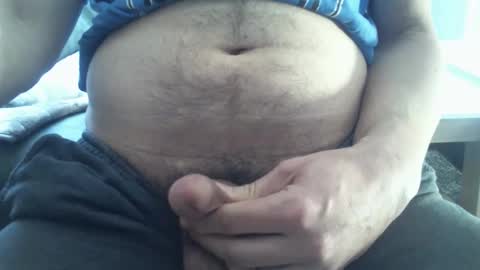 male_married online show from November 7, 2025, 7:52 am