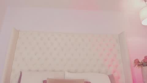 Snapshot of malena_angel_ chatting on December 30, 2024, 11:06 pm Malena Angel online show from December 30, 2024, 11:06 pm