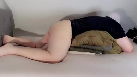 Pawg phat ass white guy online show from November 9, 2025, 9:57 pm