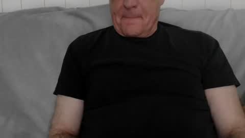 maletoysub online show from July 14, 2026, 2:23 pm