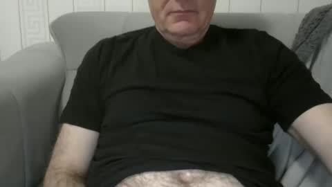 Snapshot of maletoytouse chatting on February 13, 2026, 5:53 pm maletoytouse online show from February 13, 2026, 5:53 pm