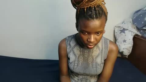 lati online show from November 15, 2025, 1:51 pm